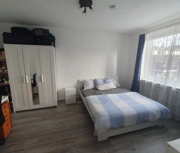 Pronájem bytu 1+1 • 33 m² bez realitkyOberhausen Sterkrade Nordrhei... - Photo 3