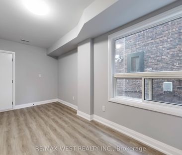 253 Oakwood Avenue #1 - Photo 2