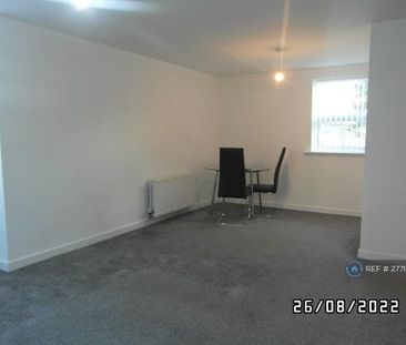2 bedroom flat to rent - Photo 2