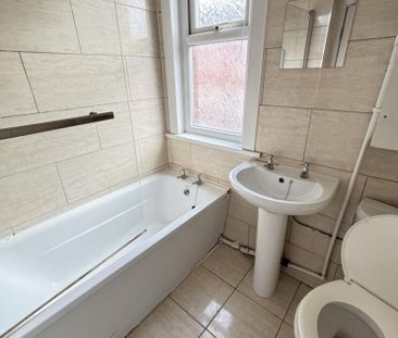 18 Hessle Avenue, Leeds, LS6 1EF - Photo 5