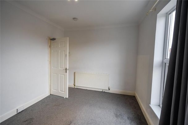 3 bedroom apartment to rent - Photo 1