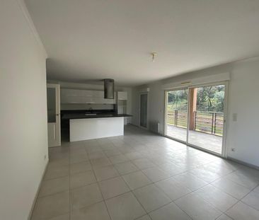 Location Appartement 3 pièces 70m² FREJUS 83600 - Photo 6