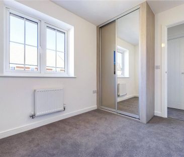 3 bedroom semi-detached house to rent - Photo 4