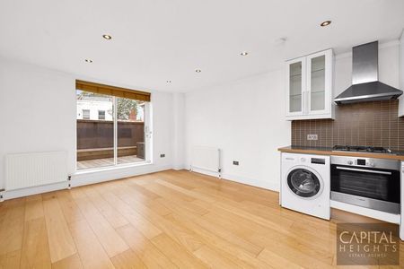 Holloway Road, London - Photo 2