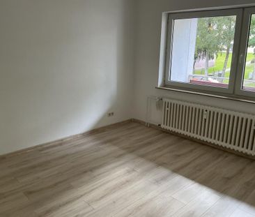 Tolle 3 Zimmer-Wohnung mit Balkon in Lüdenscheid Buckesfeld wartet ... - Photo 1