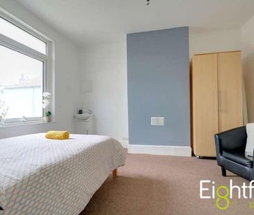 Elm Grove, Brighton, BN2 - Photo 1