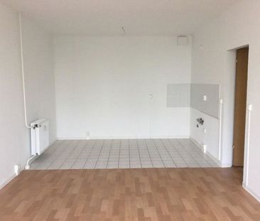 Großzügige 3 Zimmerwohnung mit Balkon! - Foto 3