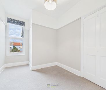 3 bedroom end of terrace house to rent - Photo 5