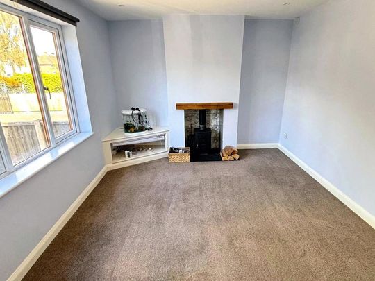 3 bedroom semi-detached house to rent - Photo 1