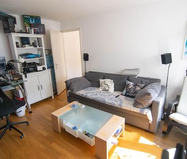 Spacieux appartement de deux pièces - Photo 5