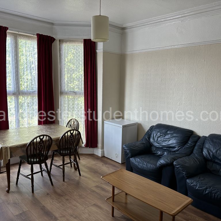 Pine Grove, Manchester, M14 5QG - Photo 1