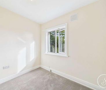 Newlaithes Road, Horsforth, Leeds, LS18 - Photo 3