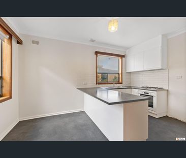 24 Lincoln Avenue, Warradale, SA 5046 - Photo 3