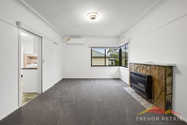 16 Clarkson St, Sebastopol VIC 3356 - Photo 1