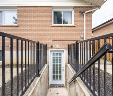 For Lease - 3583 Ellengale Drive Unit# Basement, Mississauga, Ontario - Photo 6