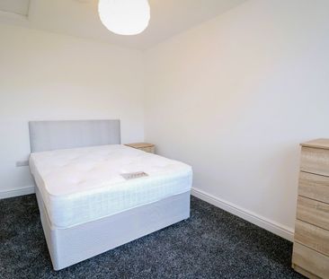 1 Bed Semi-Detached House, Darrel Drive, L7 - Photo 2