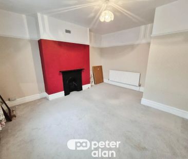 Victoria Avenue - Photo 2