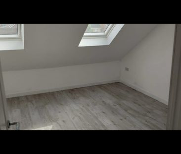 Room in a Shared Flat, Norfolk Road, RG30 - Photo 4