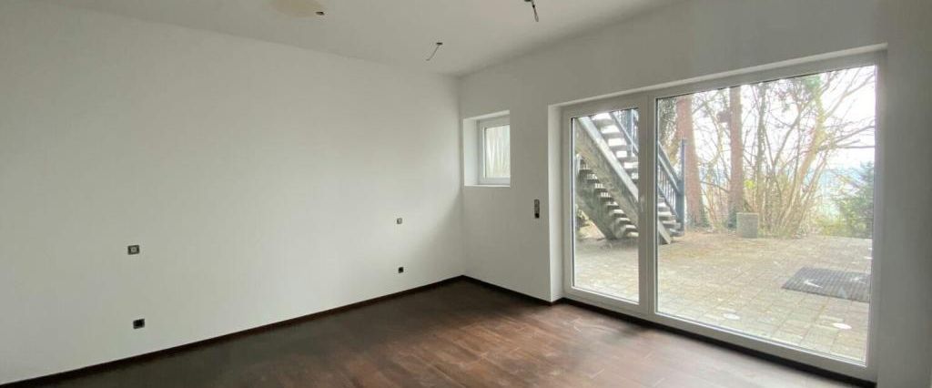 Exklusive 3,5- Zimmer-Wohnung: Erstbezug mit Alpenpanorama und Pool in Oberelchingen - Foto 1