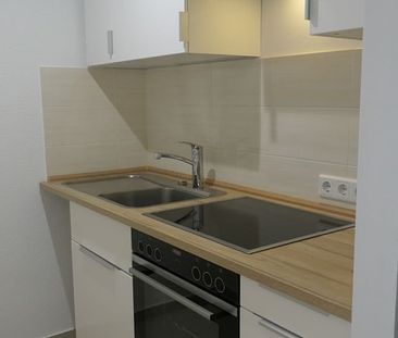 Top moderne und neu sanierte 1 Zimmer Wohnung mit Südbalkon in Norderstedt-Garstedt zeitnah zu vermieten !!! - Foto 1