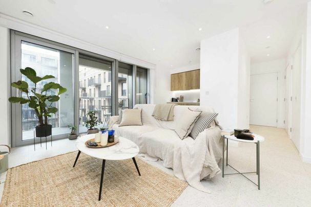 Tapestry Way, Whitechapel, E1 - Photo 1