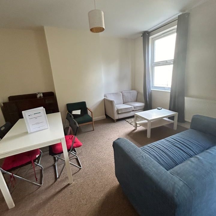 5 Bed Terraced House, Horfield Road, BS2 - Photo 1