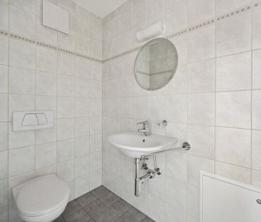 Ihr neues Familienparadies mit Sitzplatz - Foto 1