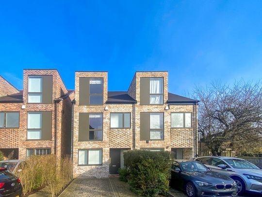 Wedd Close, Trumpington - Photo 1