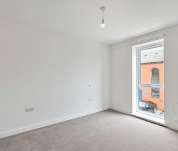 3 bedroom terraced house to rent - Photo 4