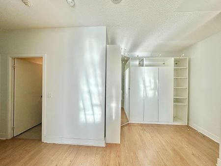 For Lease - 35 Brian Peck Crescent Unit# 315, Toronto, Ontario - Photo 2