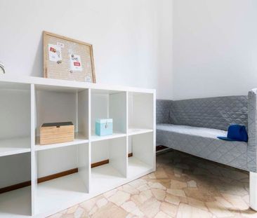 Via Bir Acheim, Milan, Lombardy 20157 - Photo 4