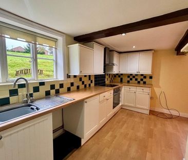 Winsford, Darnhall - Photo 2