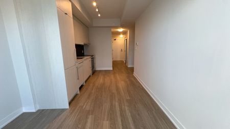 For Lease - 4130 Parkside Village Drive Unit# 1108, Mississauga, Ontario - Photo 3