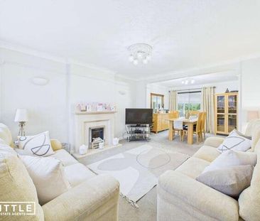 Spinney Green, Eccleston, WA10 - Photo 2