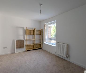 4 bedroom semi-detached house to rent - Photo 6