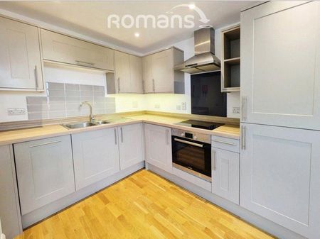 2 bedroom flat to rent - Photo 3