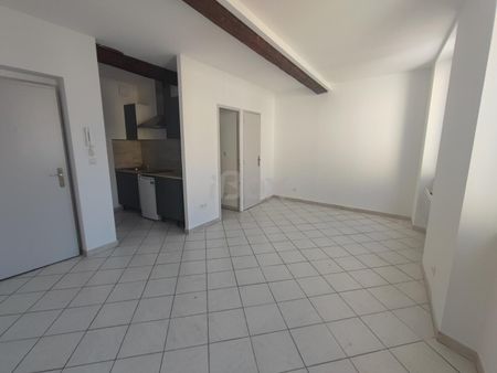 Appartement 1 pièce(s) 28.75 m² - Photo 2