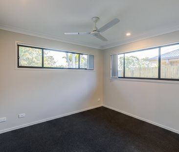 Perfect Brand-New Family Home! - Photo 2