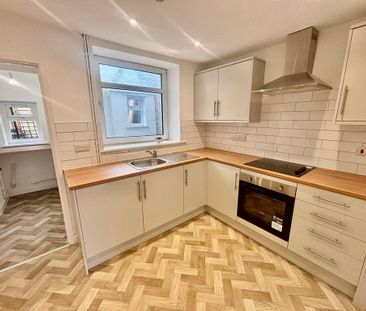 2 bedroom terraced house to rent - Photo 3