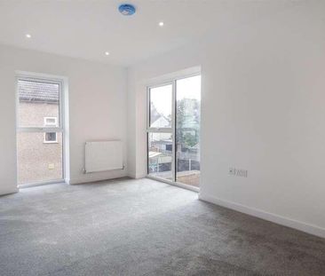 London Road, South Stifford, RM20 - Photo 2