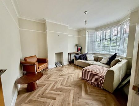 3 Bedroom Semi Detached To Let - Photo 3