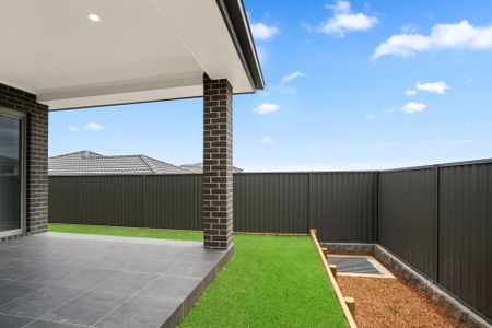 Apply Now - Century 21 &vert; the Paramount Group - Photo 3