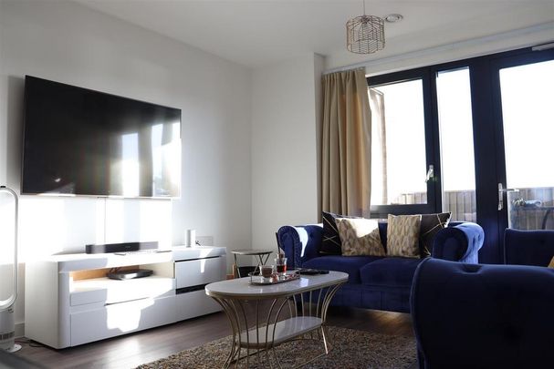 3 bedroom apartment to rent - Photo 1