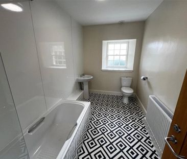 3 bedroom bungalow to rent - Photo 4