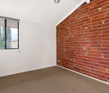 Spacious Double-Storey Townhouse in Convenient Ascot Park Location - Photo 3