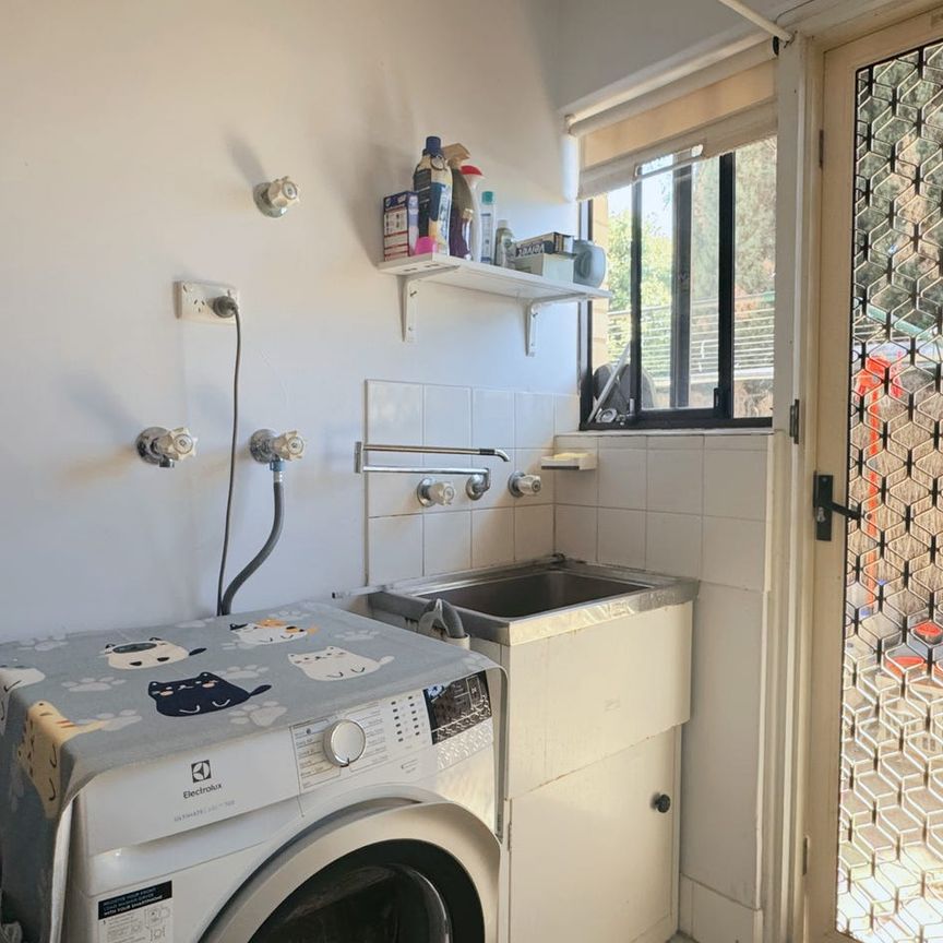 Bright & Easy-Care Living in Adelaide’s Desirable Eastern Suburbs - Photo 1