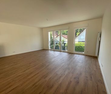 BUC - Maison de ville 2022 avec 4 chambres + terrasse + garage, - Photo 4