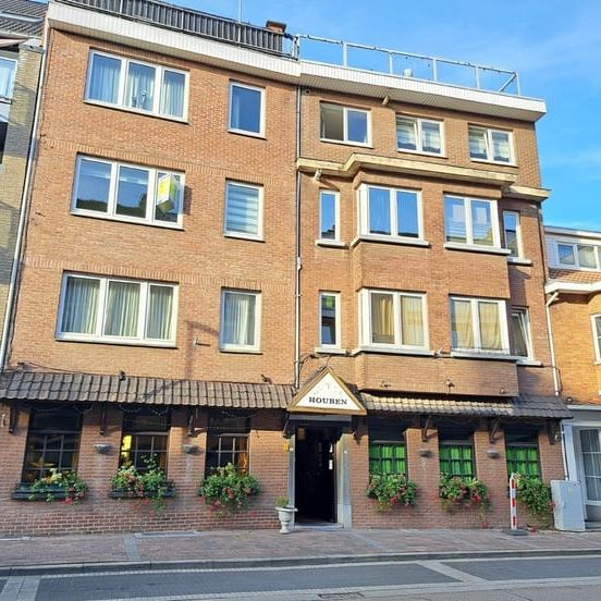 Appartement te huur - Photo 1