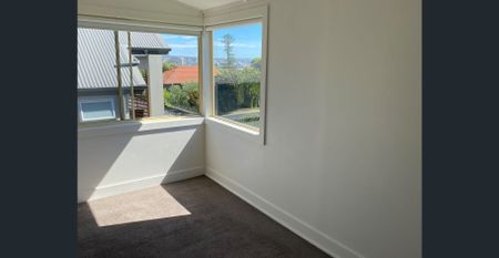 Federation Style One Bedroom Unit - Photo 2