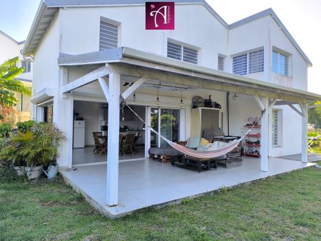 Location Maison 6 pièces 124m² PETIT BOURG 97170 - Photo 5